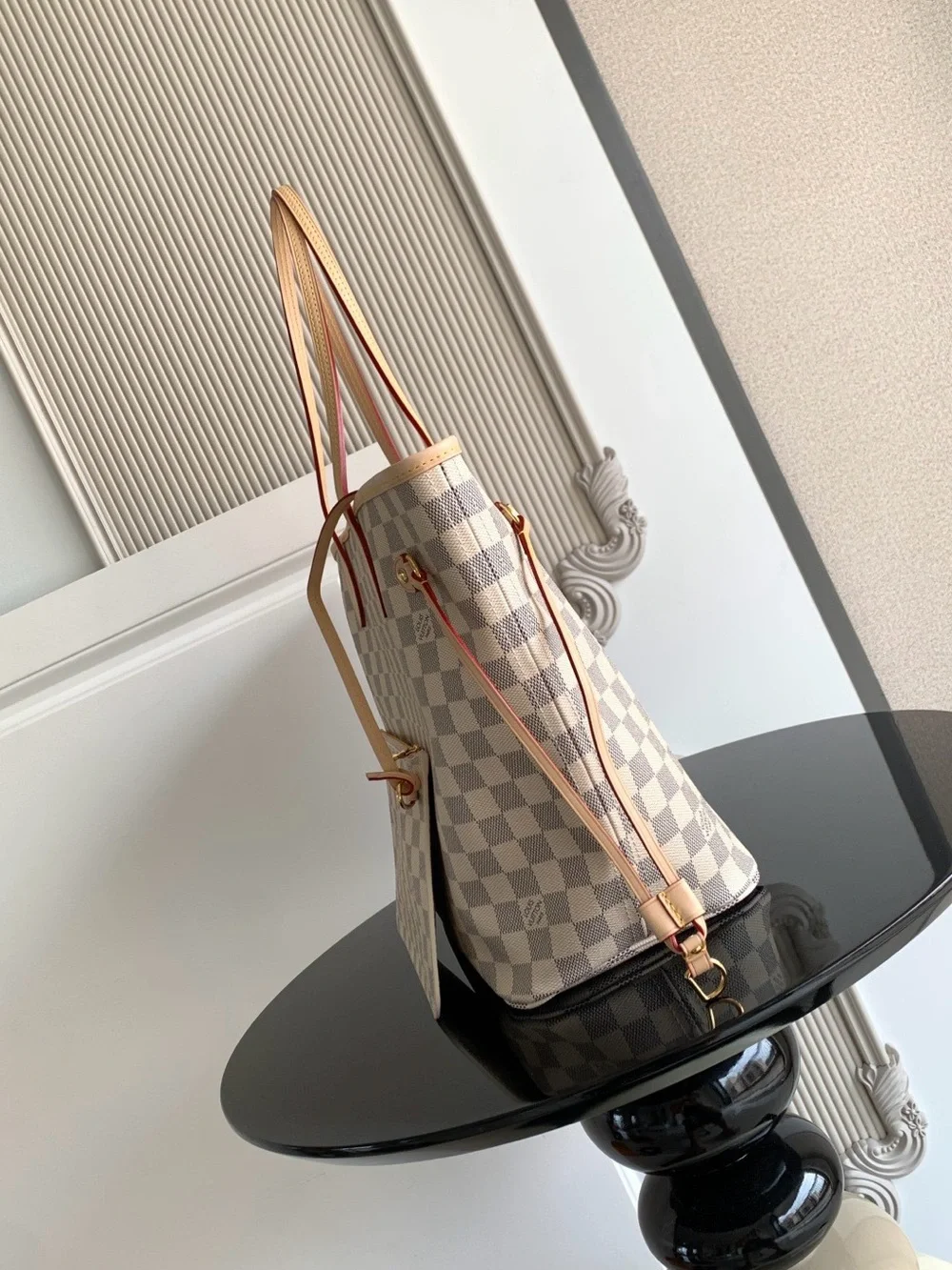 Louis Vuitton Neverfull MM Tote Bag